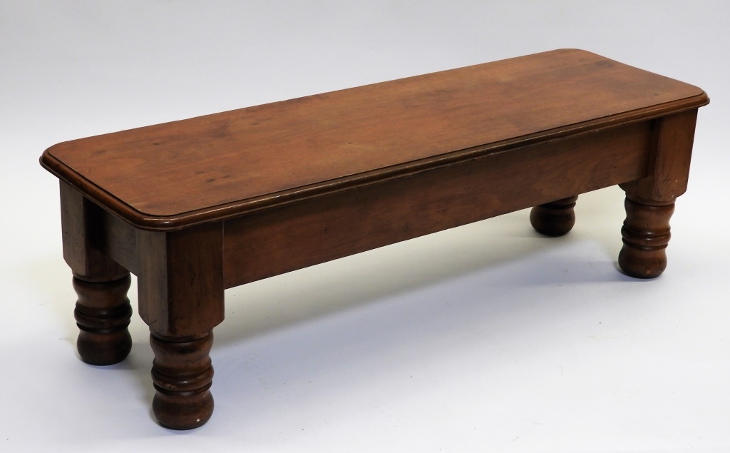 Appraisal: C RI STATE HOUSE MAHOGANY LOW SCALE TABLE United States