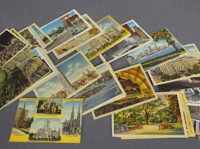 Appraisal: Lot assorted N Y postcards including buildings parks Worlds Fair