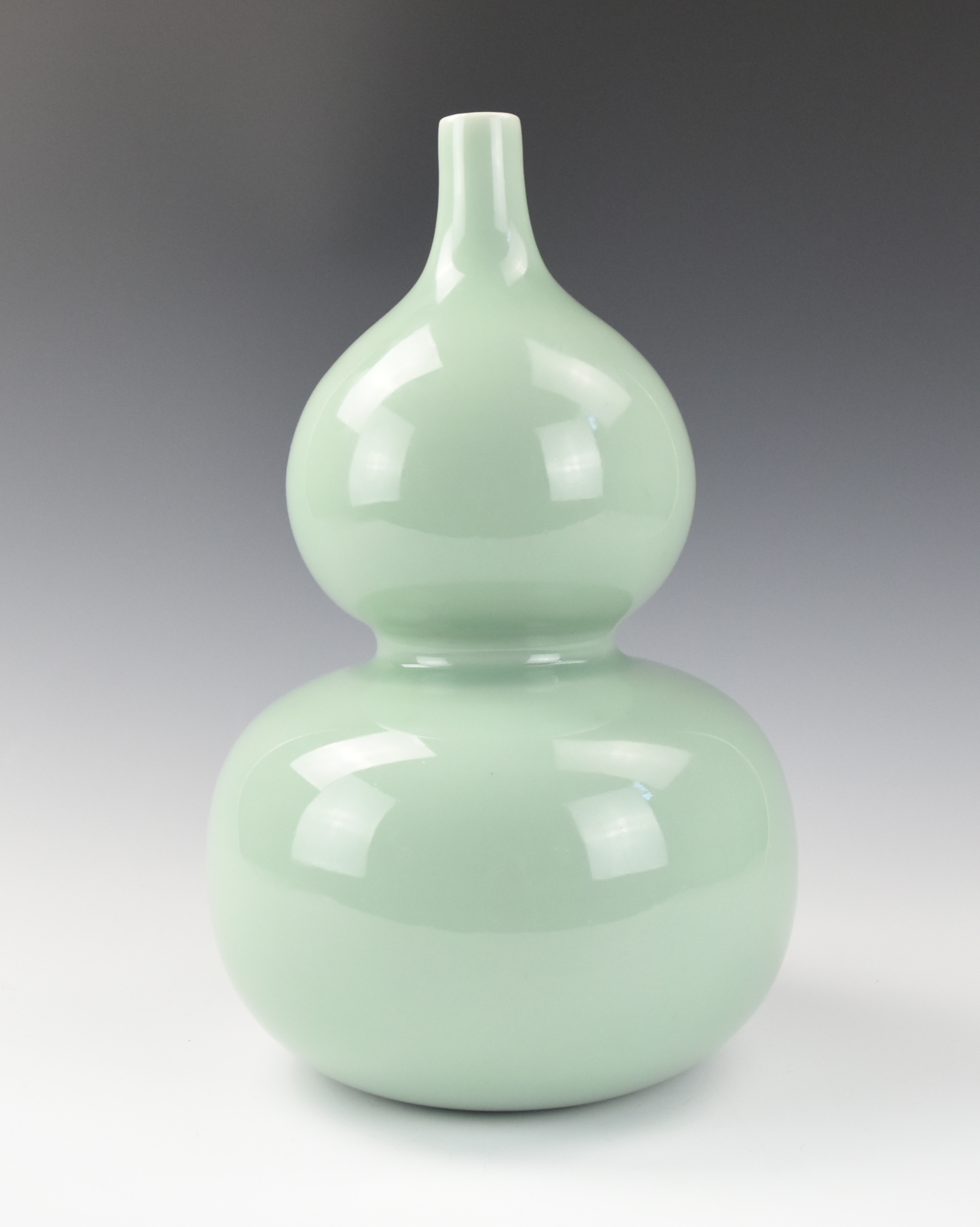 Appraisal: CHINESE CELADON DOUBLE GOURD VASE W QIANLONG MARK A Chinese