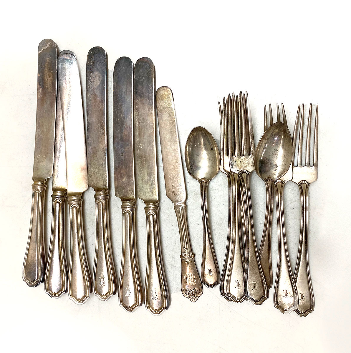 Appraisal: PC REED BARTON STERLING ''HEPPLEWHITE'' FLATWARE Approx Troy ounces Comprising