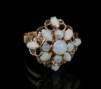 Appraisal: An Opal Ladies' Ring Set In Yellow Gold A pretty