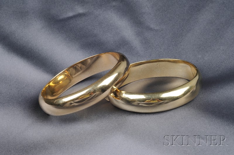 Appraisal: Two kt Gold Bangle Bracelets each a plain polished form