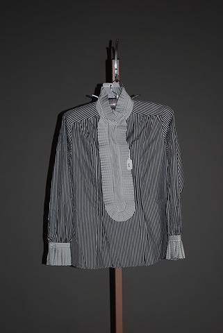 Appraisal: Etro black white stripe cotton long sleeve blouse with contrasting