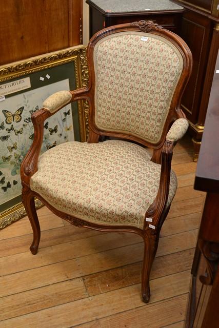 Appraisal: A LOUIS XV STYLE FAUTEUIL A LOUIS XV STYLE FAUTEUIL