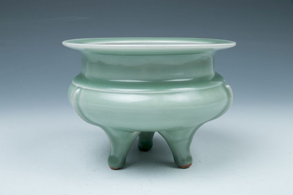 Appraisal: LONGQUAN TRIPOD CENSER Of compressed globular body rising to a