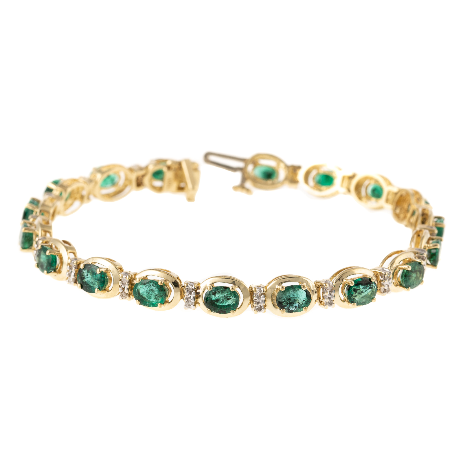 Appraisal: AN EMERALD DIAMOND BRACELET IN K K yellow gold bracelet