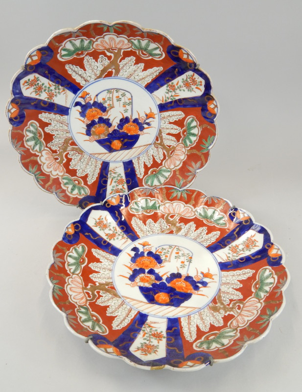 Appraisal: A pair of late th early thC Japanese Imari porcelain