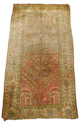 Appraisal: An Ushak 'fancy Turkey' carpet west Anatolia c x in