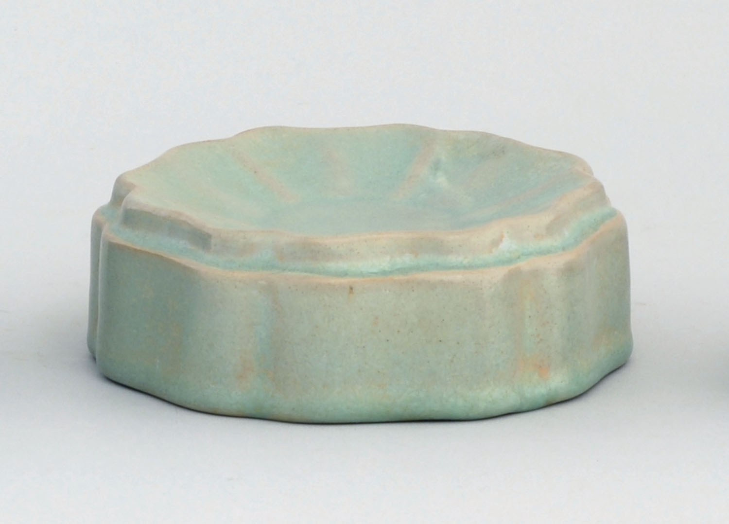 Appraisal: CELADON PORCELAIN INKSTONE th CenturyIn flower form Diameter cm ConditionVery