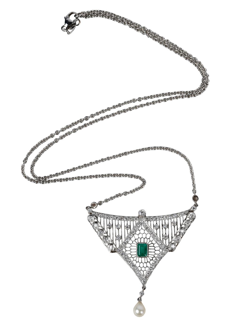 Appraisal: PLATINUM DIAMOND EMERALD PEARL PENDANT NECKLACEcentering one cut corner rectangular