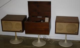 Appraisal: KLH Model three piece turntable with walnut case and trumpet