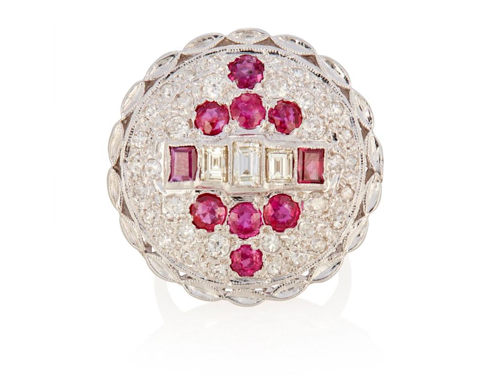 Appraisal: A DIAMOND AND RUBY RINGA diamond and ruby ring k