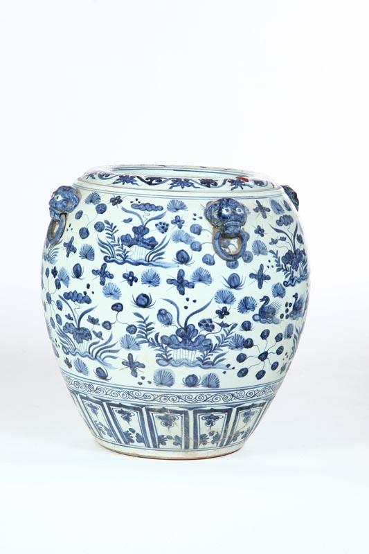 Appraisal: OVERSIZE JARDINIERE Chinese th century porcelain Blue and white designs