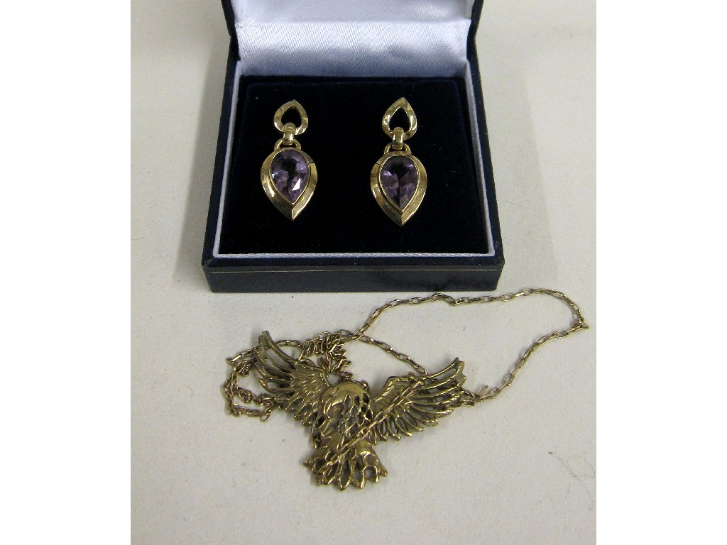 Appraisal: Lot comprising ct gold amethyst set drop earrings and a