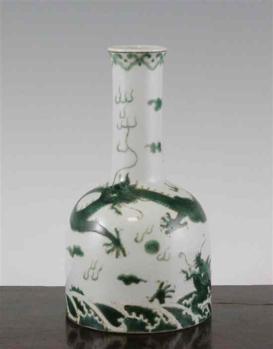 Appraisal: A Chinese green enamelled 'dragon' bottle vase Daoguang mark but