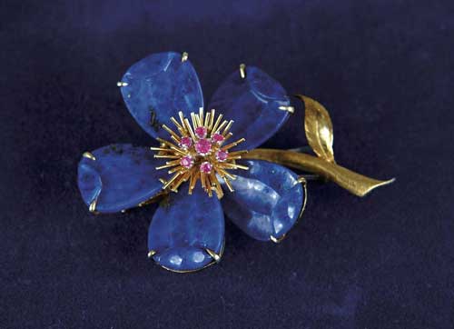 Appraisal: WONDERFUL K YELLOW GOLD BLUE LAPIS AND RED STONE FLOWER