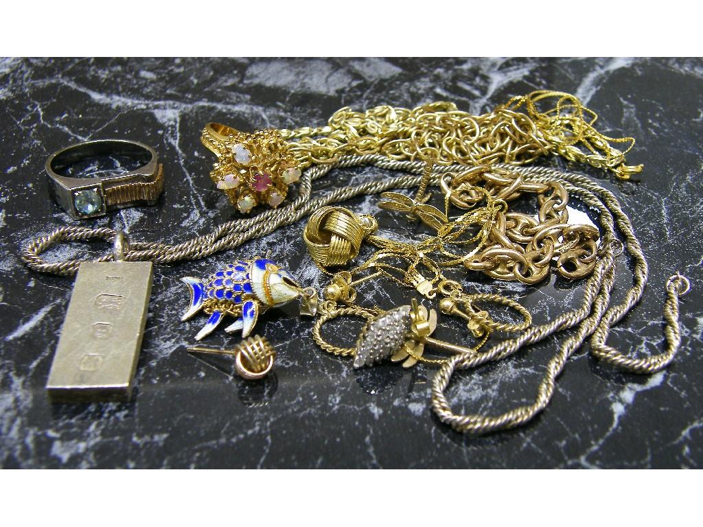 Appraisal: Assorted scrap gold jewellery gm of ct scrap gold silver