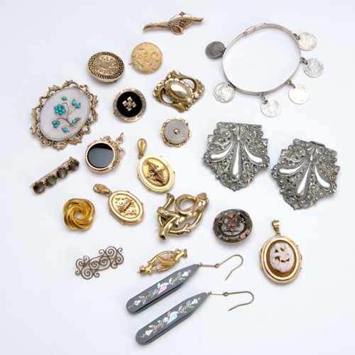 Appraisal: th C gold and silver twenty-piece jewelry grouping two hollowform