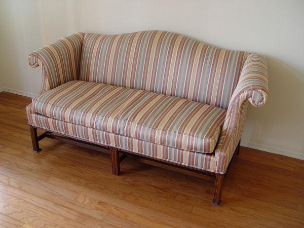 Appraisal: HICKORY CHAIR CO CHIPPENDALE STYLE LOVESEAT Measures ''h x ''