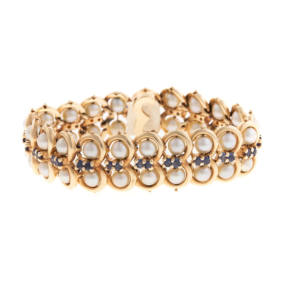 Appraisal: A Ladies Pearl Sapphire Link Bracelet in K K yellow