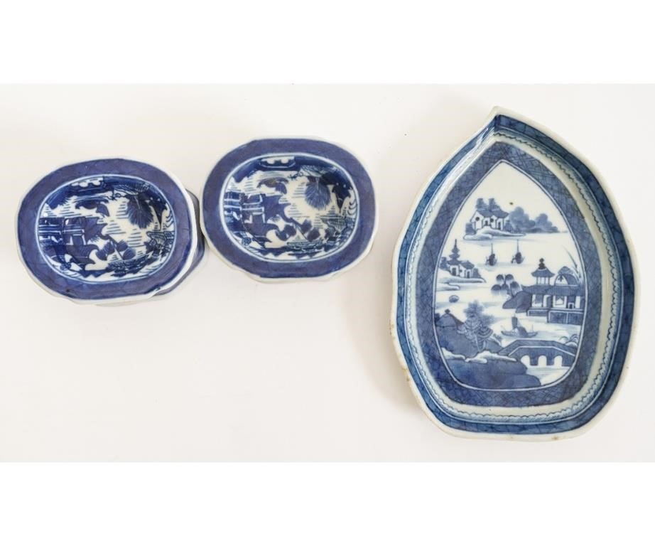 Appraisal: Pair of Chinese Canton blue and white porcelain master salts