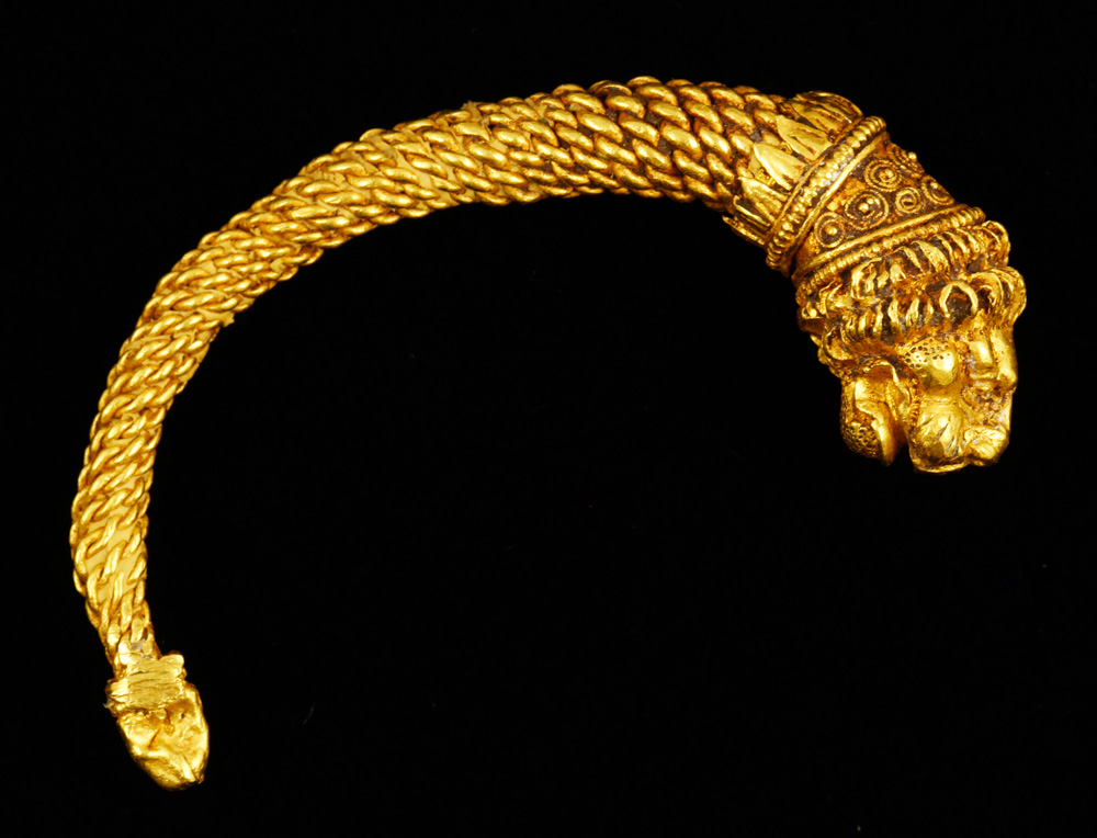 Appraisal: - Ancient Gold Earring Ancient gold earring - K gold