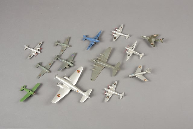 Appraisal: Lot of airplanes includes Dinkys and other manufacturers Dinkys include