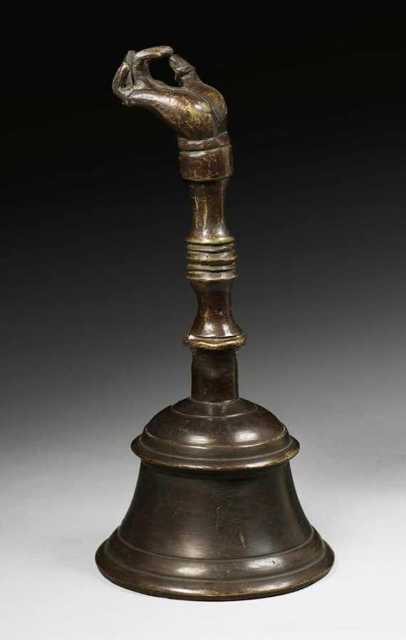 Appraisal: BRONZE TABLE BELL probably German th th century The handle