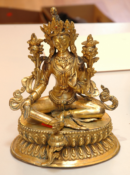 Appraisal: A TIBETO-CHINESE GILT BRONZE FIGURE OF TARA th th century