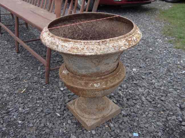 Appraisal: Cast iron urn '' Ht '' Diameter