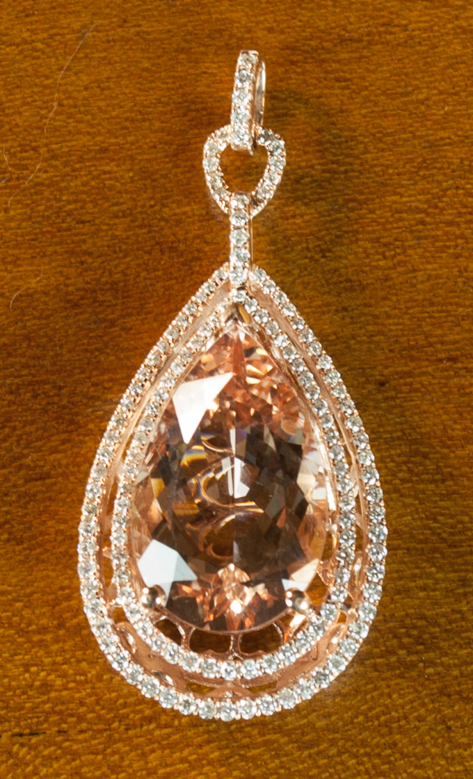 Appraisal: MORGANITE DIAMOND AND ROSE GOLD PENDANT The k rose gold