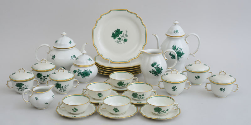 Appraisal: VIENNA CHINA TWENTY-NINE-PIECE PART-DINNER SERVICE Marked 'Wien' beneath a shield