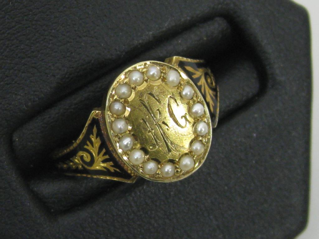 Appraisal: A seed Pearl and Enamel Mourning Ring the oval plaque