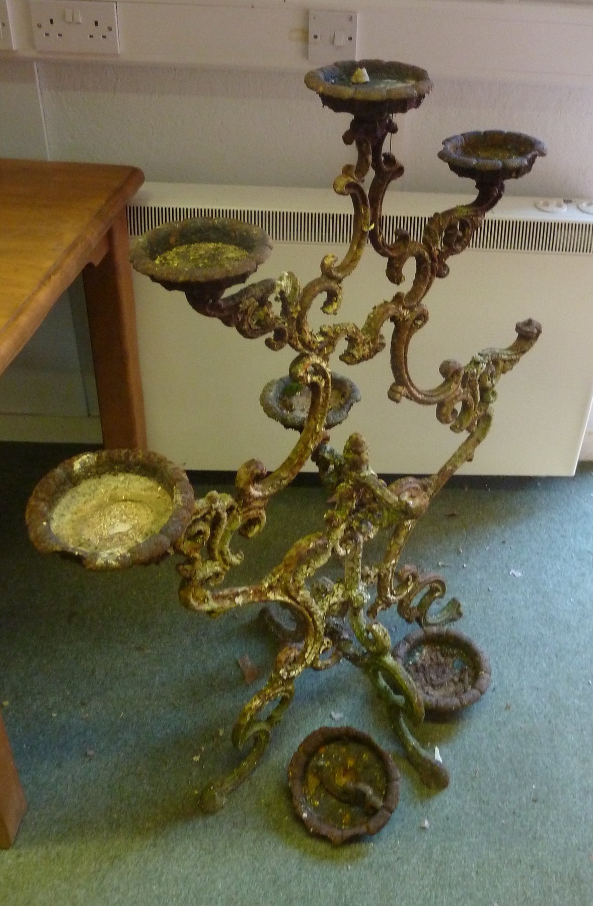 Appraisal: A late Victorian cast iron flower pot stand