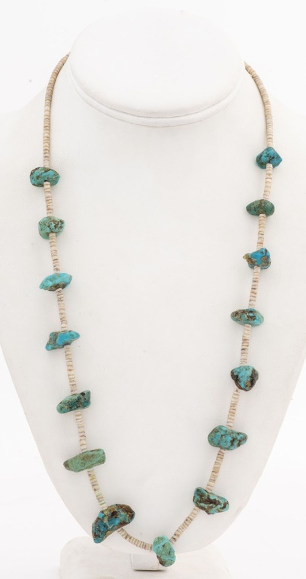 Appraisal: NATIVE AMERICAN TURQUOISE HEISHI SHELL NECKLACE Vintage Native American turquoise