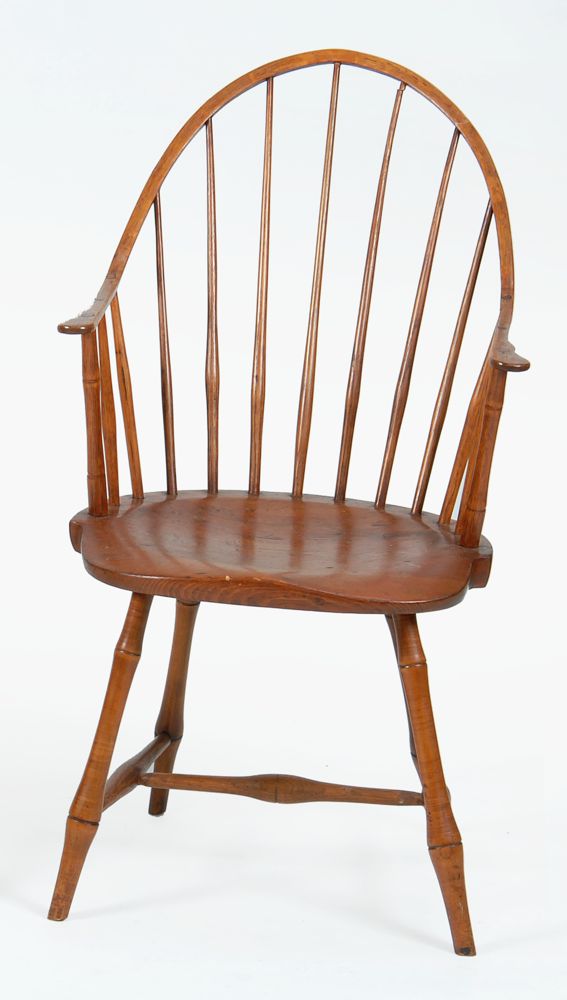 Appraisal: ANTIQUE AMERICAN CONTINUOUS-ARM WINDSOR CHAIR Early th CenturyProbably Rhode Island