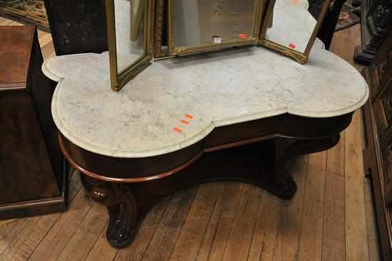 Appraisal: A VICTORIAN STYLE MARBLE TOP HALL TABLE