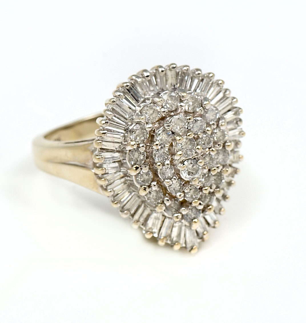 Appraisal: K CTW DIAMOND RING K white gold ring contains round