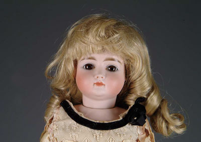 Appraisal: CLOSE-MOUTH KESTNER This brown set-eyed doll is marked with a