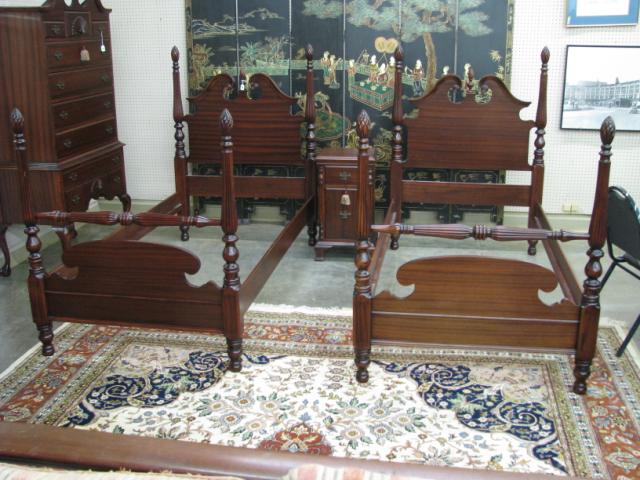 Appraisal: Vintage Chippendale Style Mahogany Bedroom Suite including pair of twin