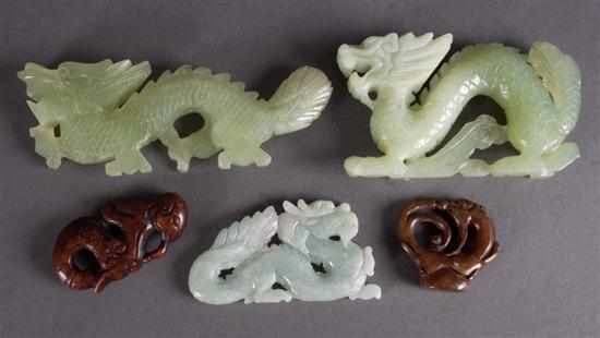 Appraisal: Three Chinese carved hardstone dragons to in W Estimate -