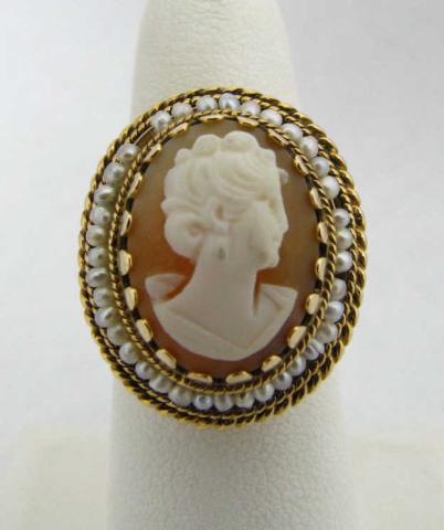 Appraisal: k yellow gold cameo ring with surrounding seed pearls -