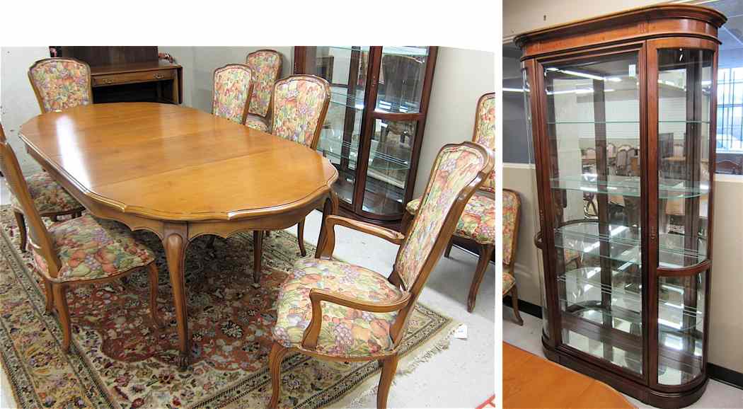 Appraisal: PROVINCIAL STYLE DINING TABLE AND CHAIR SET Dixon-Powdermaker Furniture Co