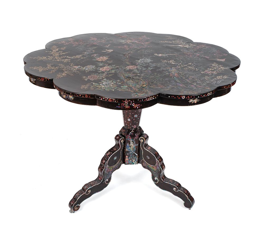 Appraisal: A Japanese Nagasaki Export Lacquer Center Table Height x diameter