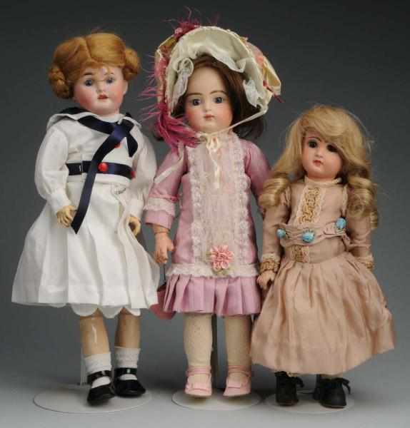 Appraisal: Lot of French Bisque Dolls Description Unmarked head probably Limoges