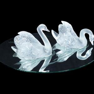 Appraisal: A Pair of Lalique Miroir Cygnes Swan Ornaments with Mirrored