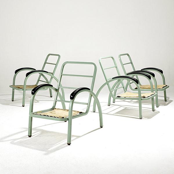 Appraisal: SIMMONS CO Machine age aluminum lounge chairs x x