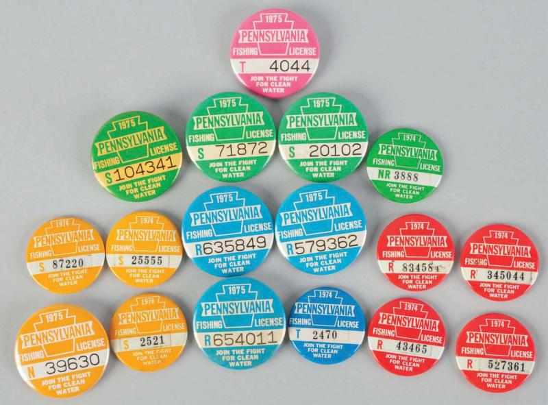 Appraisal: Lot of PA Fishing Licenses Description Celluloid pin back Resident