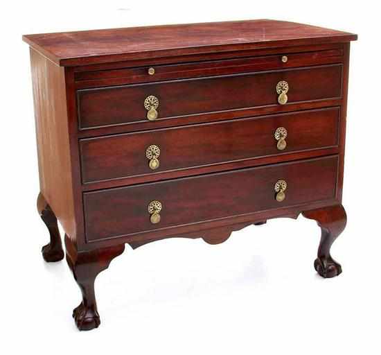 Appraisal: Chippendale style mahogany bachelor's chest late th century rectangular top