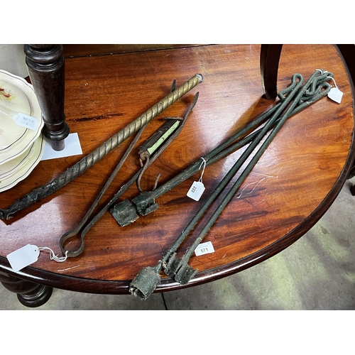 Appraisal: Branding irons etc approx cm L and shorter